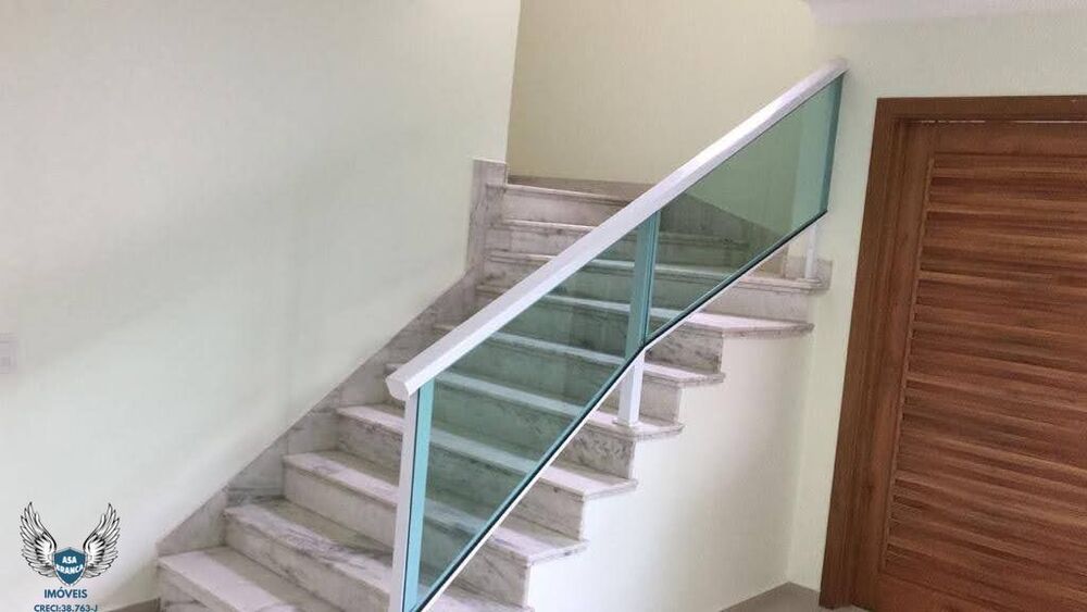 Sobrado à venda com 3 quartos, 200m² - Foto 4