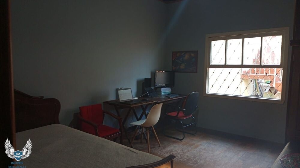 Casa, 4 quartos, 250 m² - Foto 16