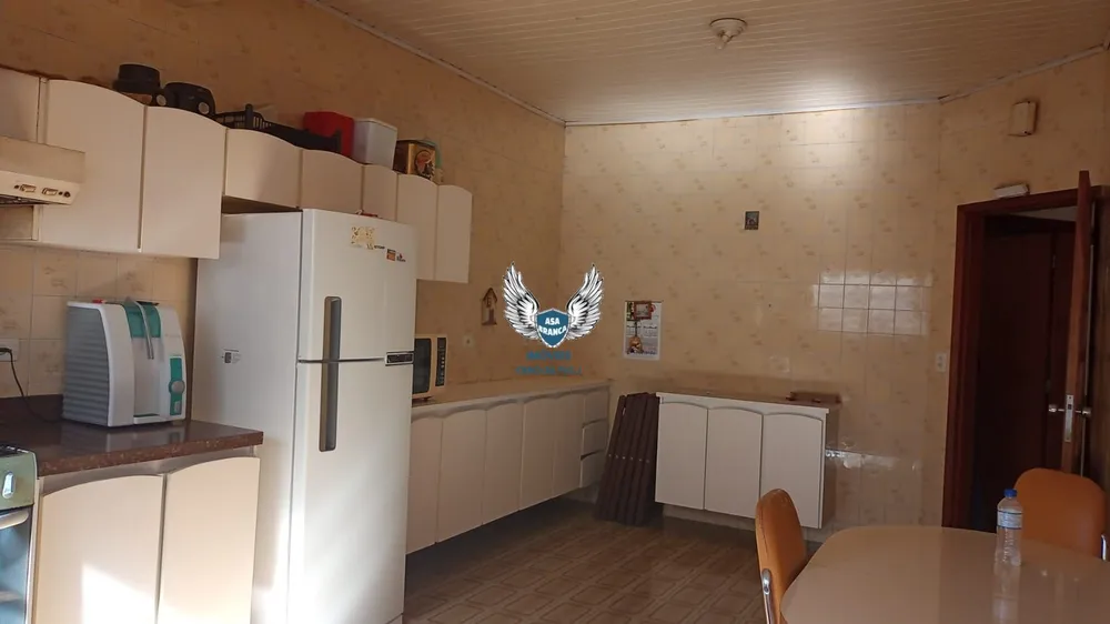 Casa, 4 quartos, 250 m² - Foto 27