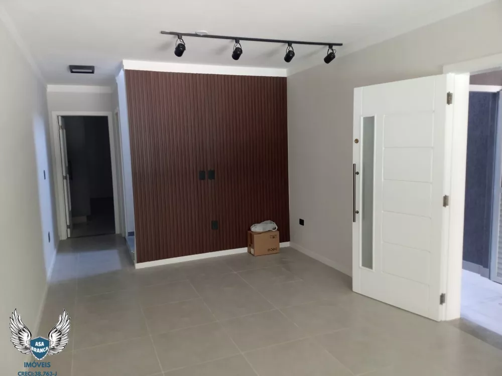 Sobrado à venda com 3 quartos, 151m² - Foto 2