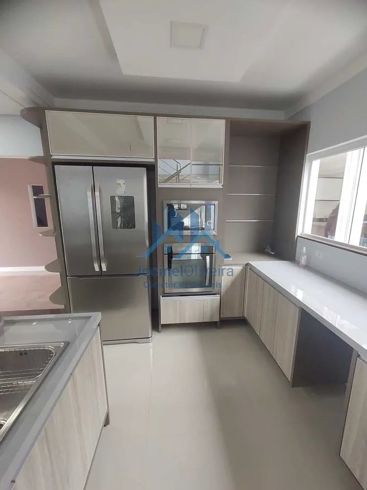 Sobrado, 6 quartos, 520 m² - Foto 2