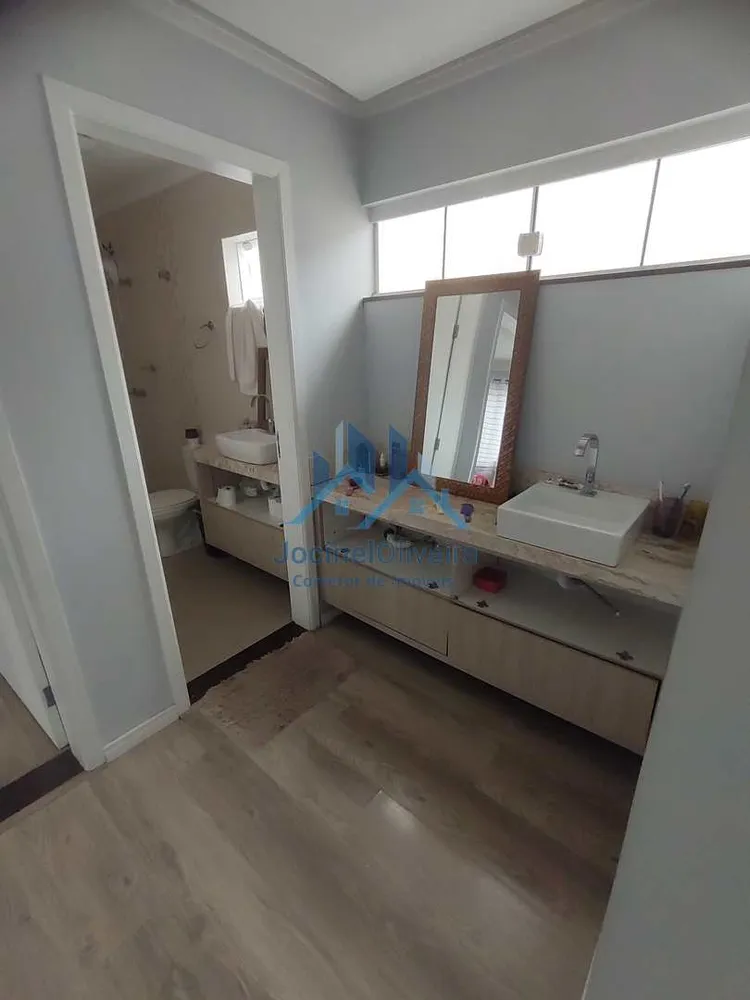 Sobrado, 6 quartos, 520 m² - Foto 4