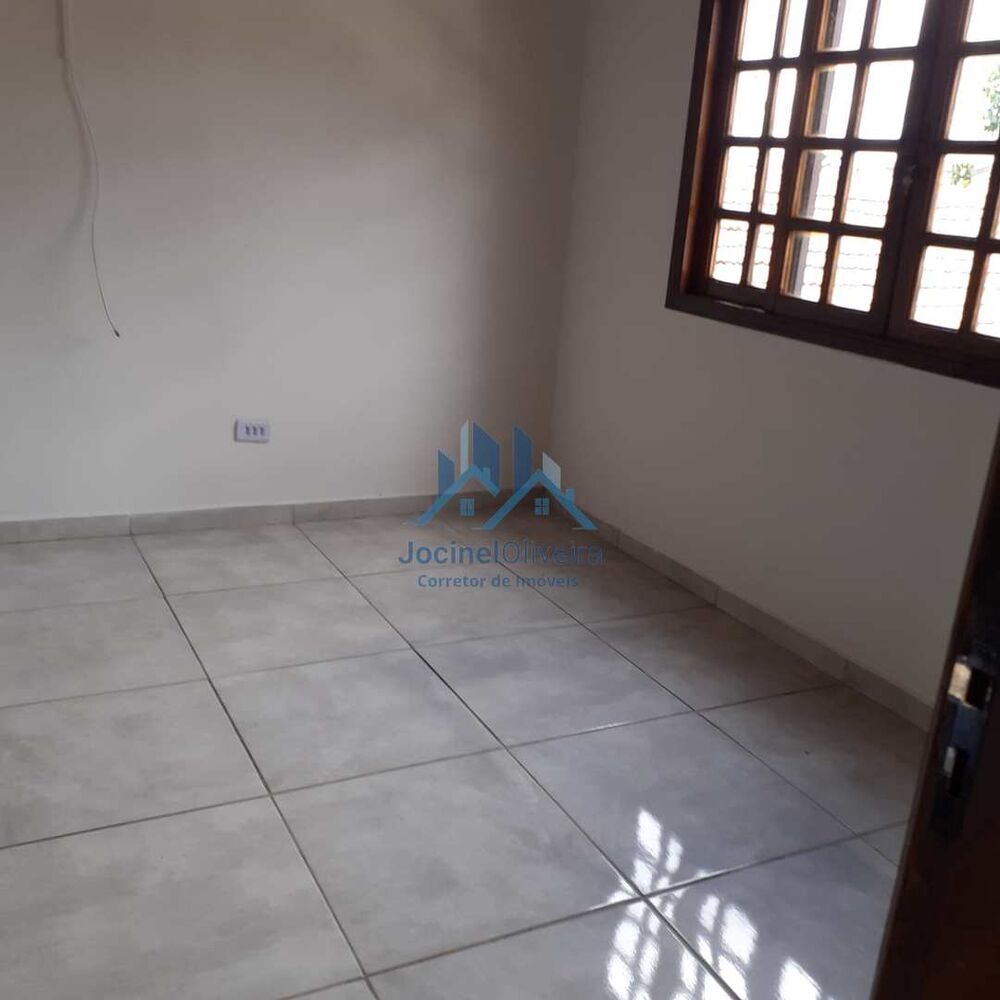Sobrado à venda com 3 quartos, 150m² - Foto 4