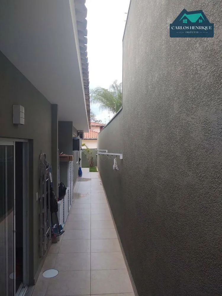 Casa, 5 quartos, 240 m² - Foto 4