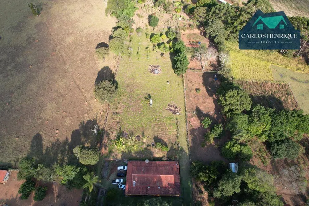 Sítio, 3 quartos, 6852 m² - Foto 1