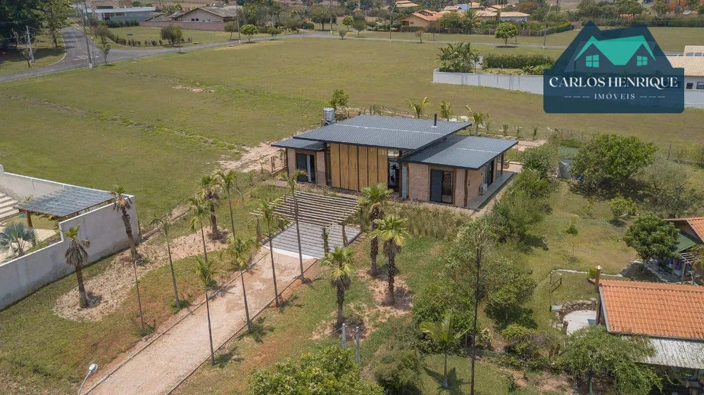Casa, 3 quartos, 327 m² - Foto 1