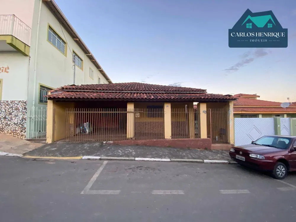 Casa, 4 quartos, 120 m² - Foto 1