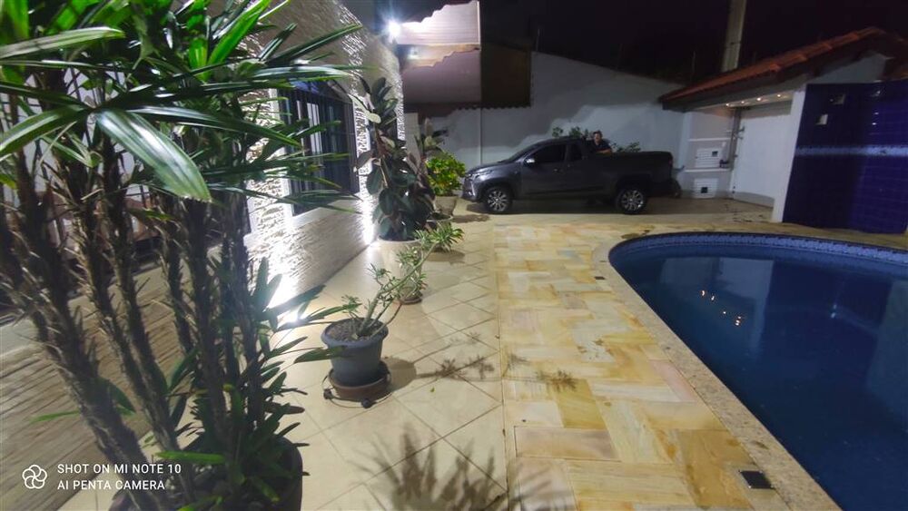 Casa, 4 quartos, 187 m² - Foto 2