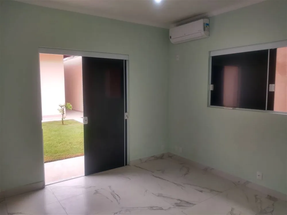 Casa, 3 quartos, 204 m² - Foto 4