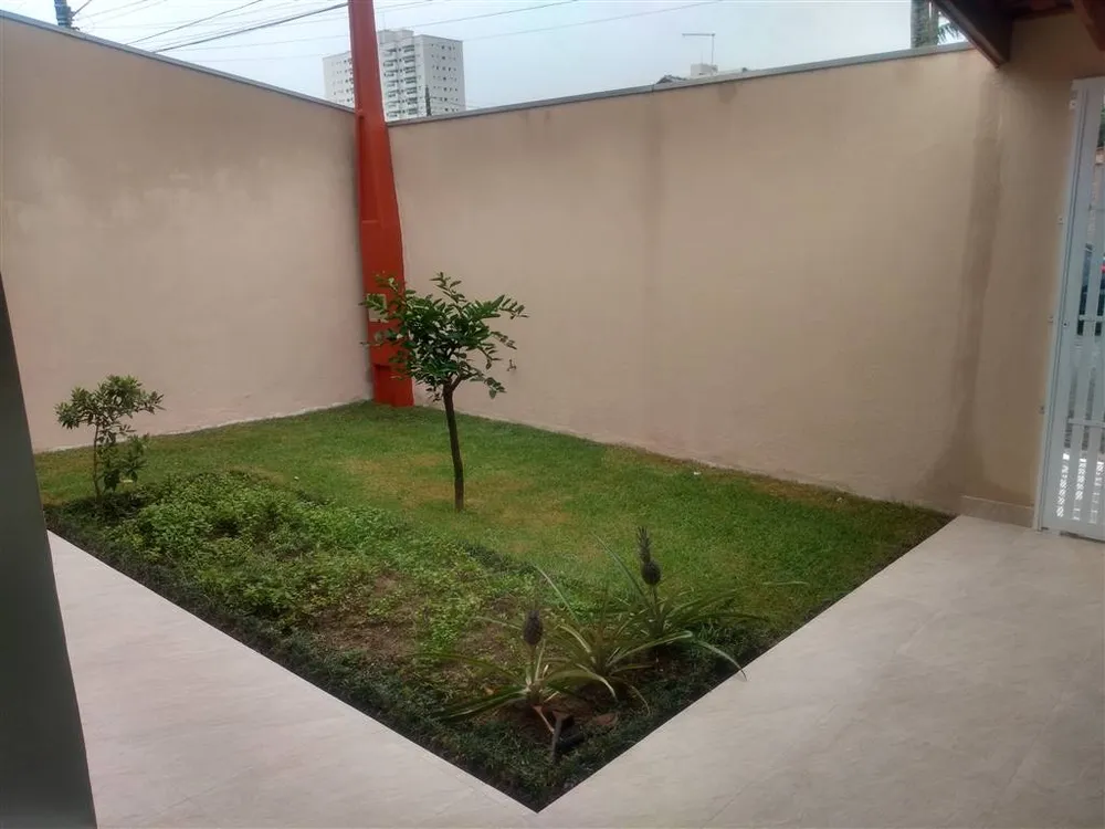 Casa, 3 quartos, 204 m² - Foto 1