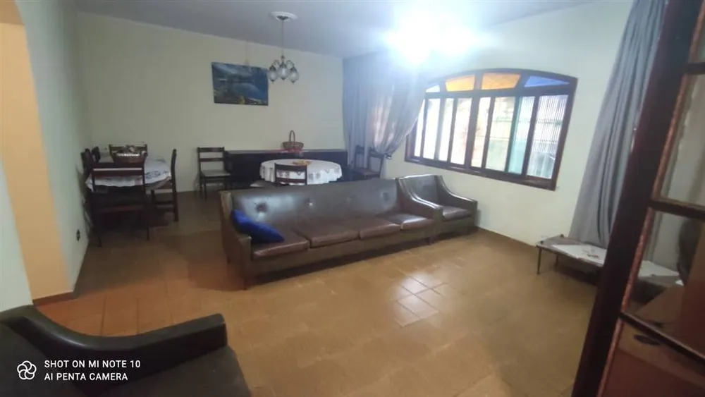 Casa, 4 quartos, 230 m² - Foto 4