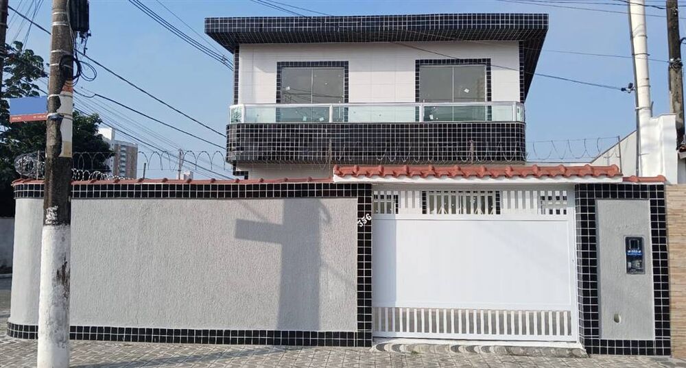 Casa, 4 quartos, 146 m² - Foto 1