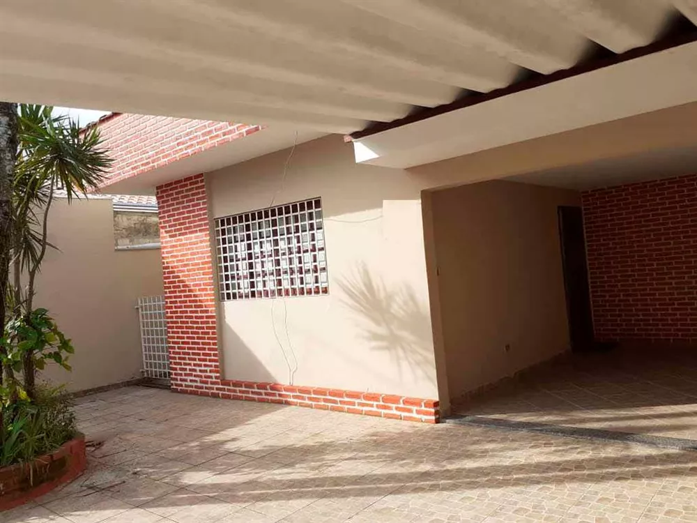 Casa à venda com 3 quartos, 135m² - Foto 2