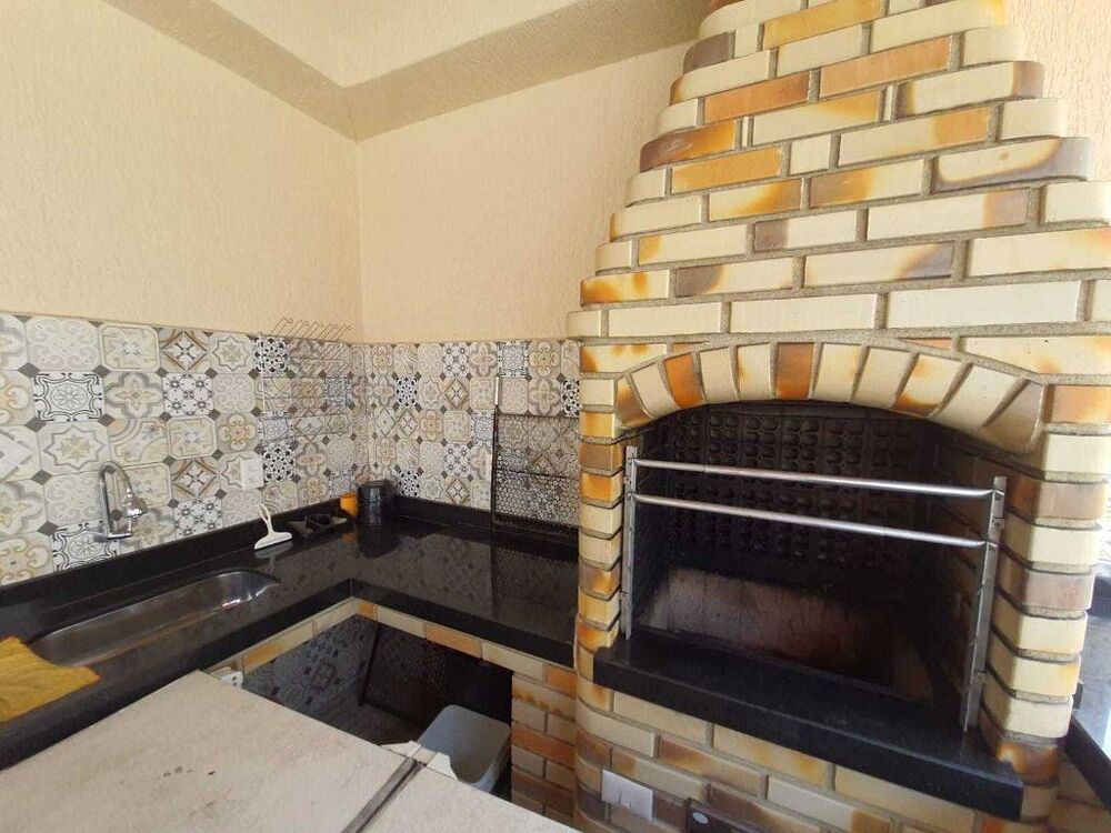 Casa, 2 quartos, 172 m² - Foto 1