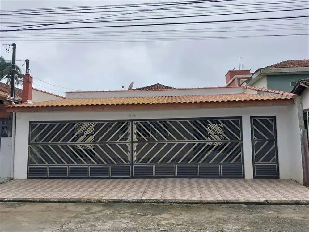 Casa, 4 quartos, 142 m² - Foto 1