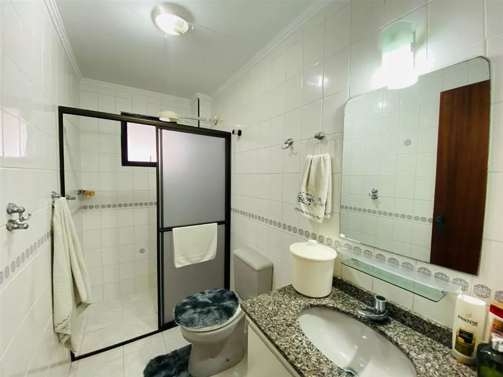 Apartamento à venda com 1 quarto, 50m² - Foto 2