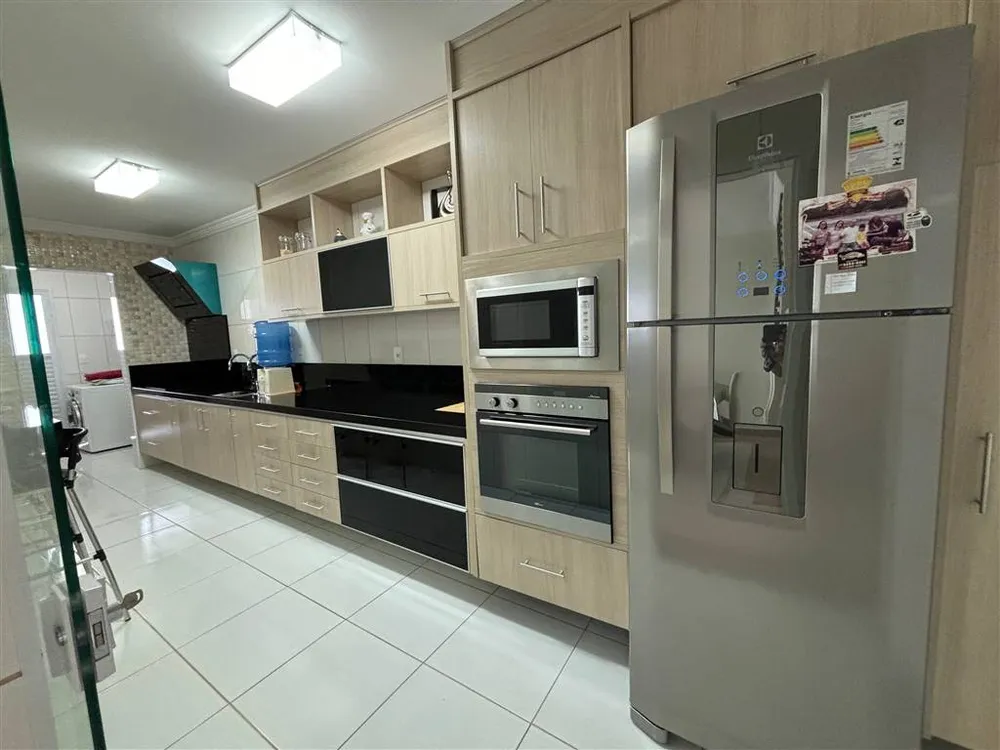 Apartamento, 3 quartos, 151 m² - Foto 4