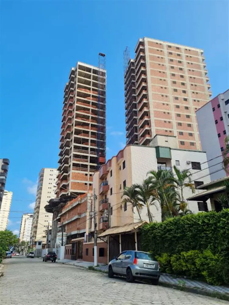 Apartamento à venda com 3 quartos, 127m² - Foto 1