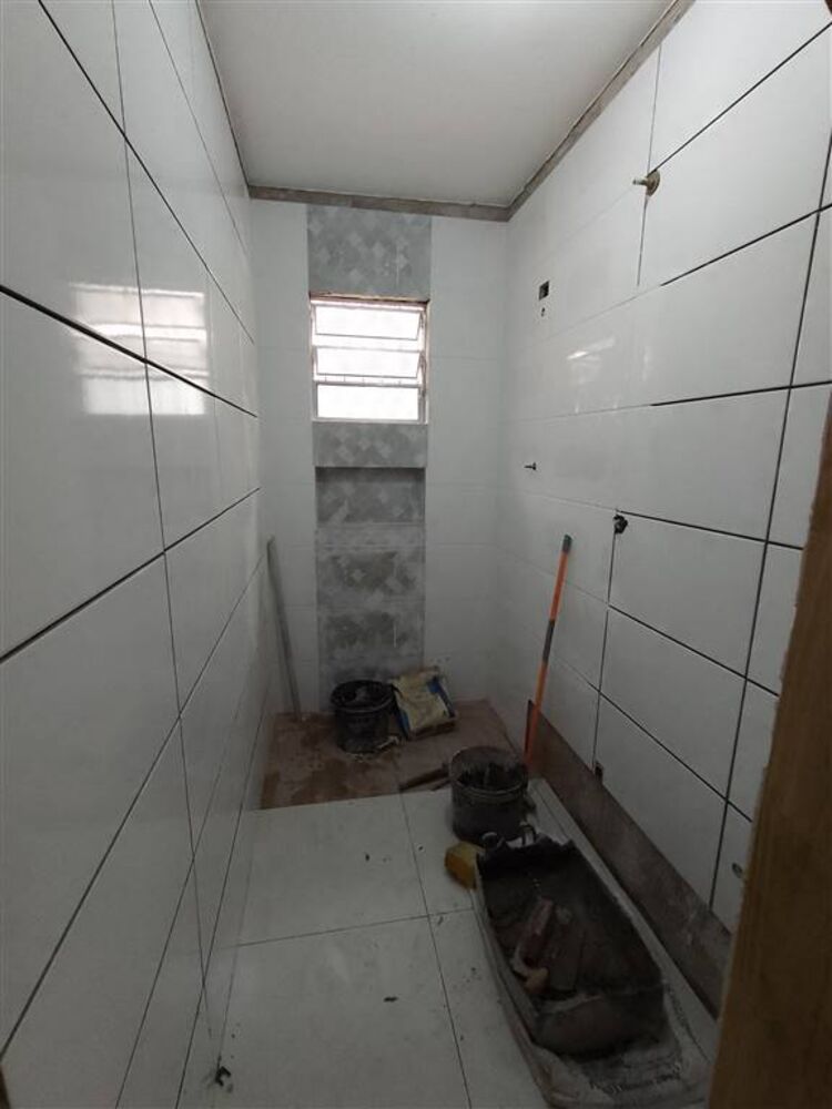 Casa à venda com 2 quartos, 69m² - Foto 3