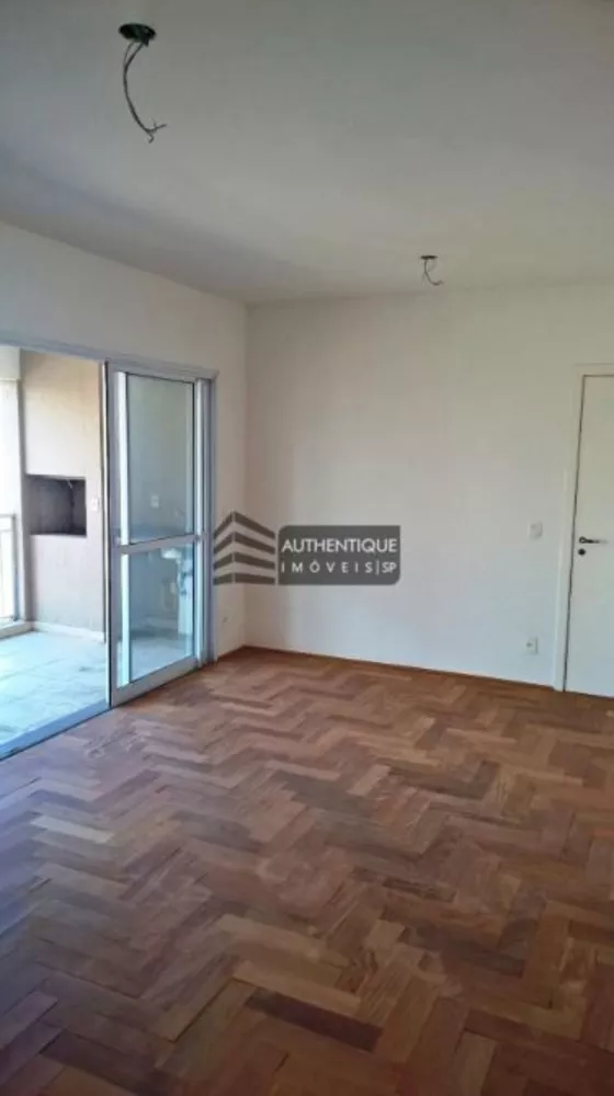 Apartamento à venda com 3 quartos, 108m² - Foto 2