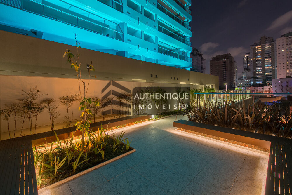 Apartamento à venda com 3 quartos, 121m² - Foto 1