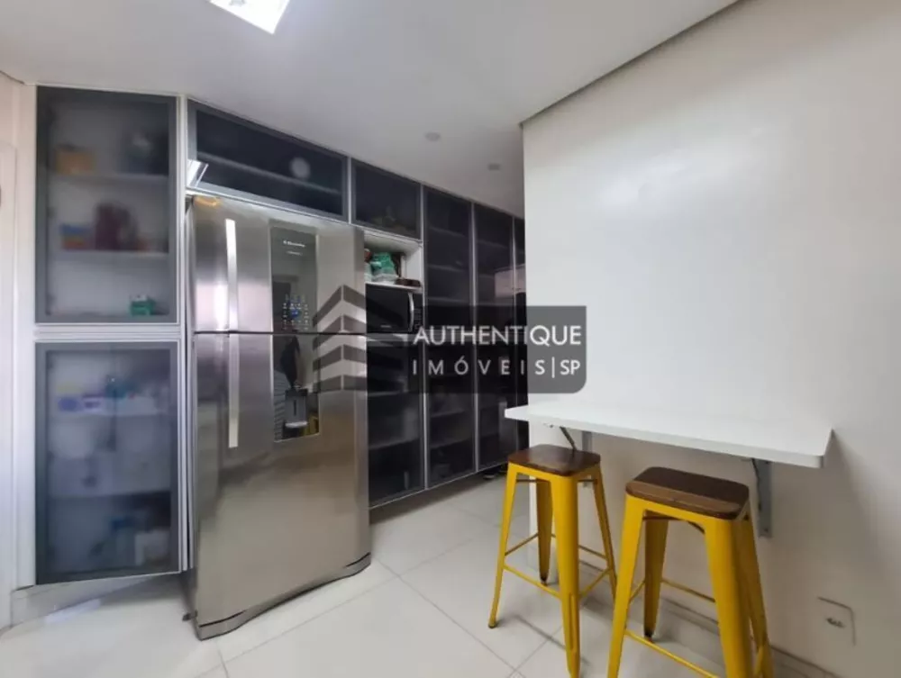 Apartamento à venda com 3 quartos, 147m² - Foto 4