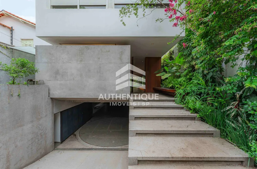 Casa, 3 quartos, 673 m² - Foto 1