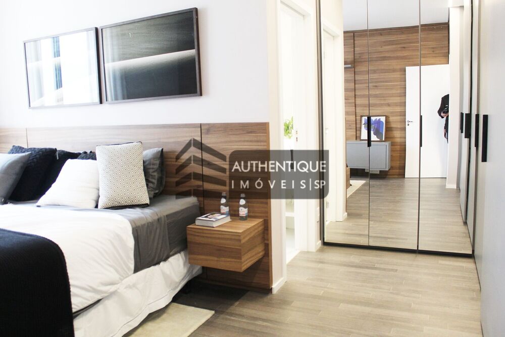 Apartamento, 3 quartos, 157 m² - Foto 1