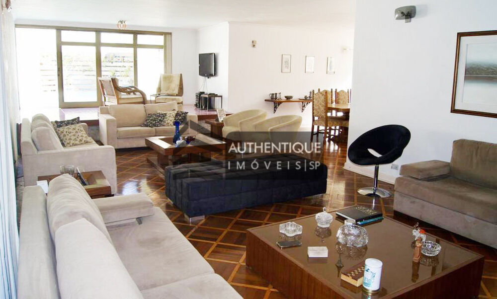 Casa à venda com 4 quartos, 602m² - Foto 2