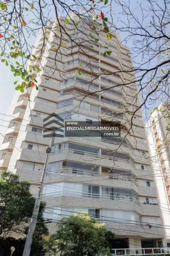 Apartamento à venda com 3 quartos, 110m² - Foto 1