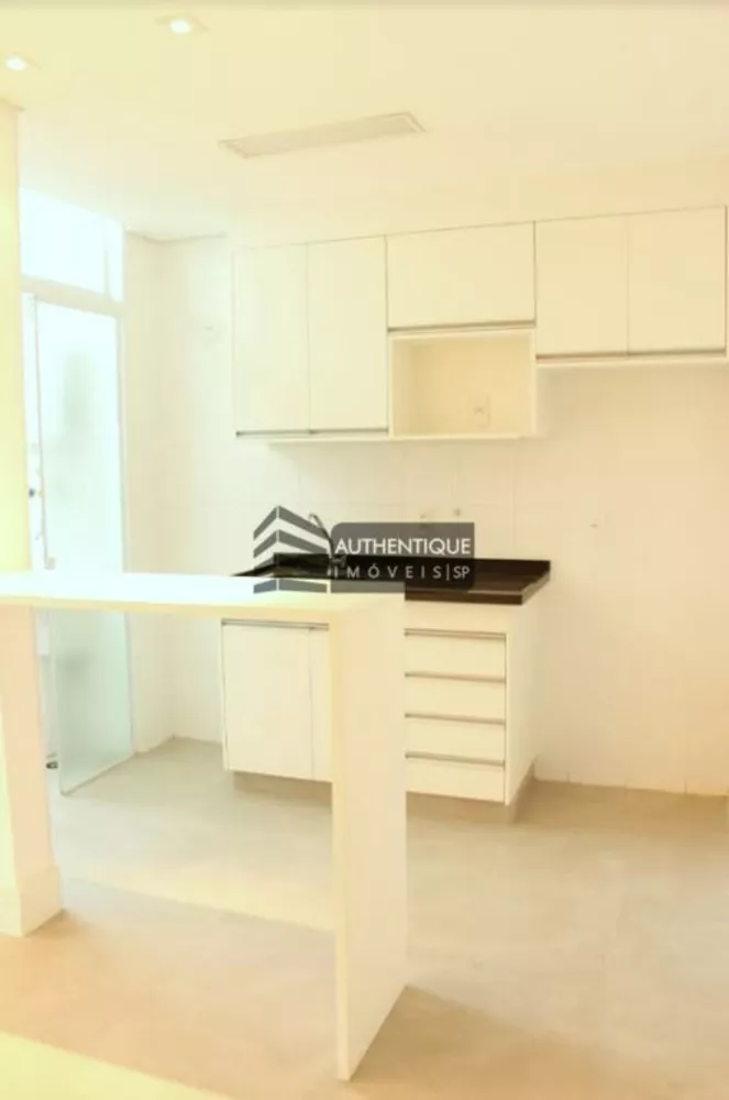 Apartamento à venda com 2 quartos, 72m² - Foto 3