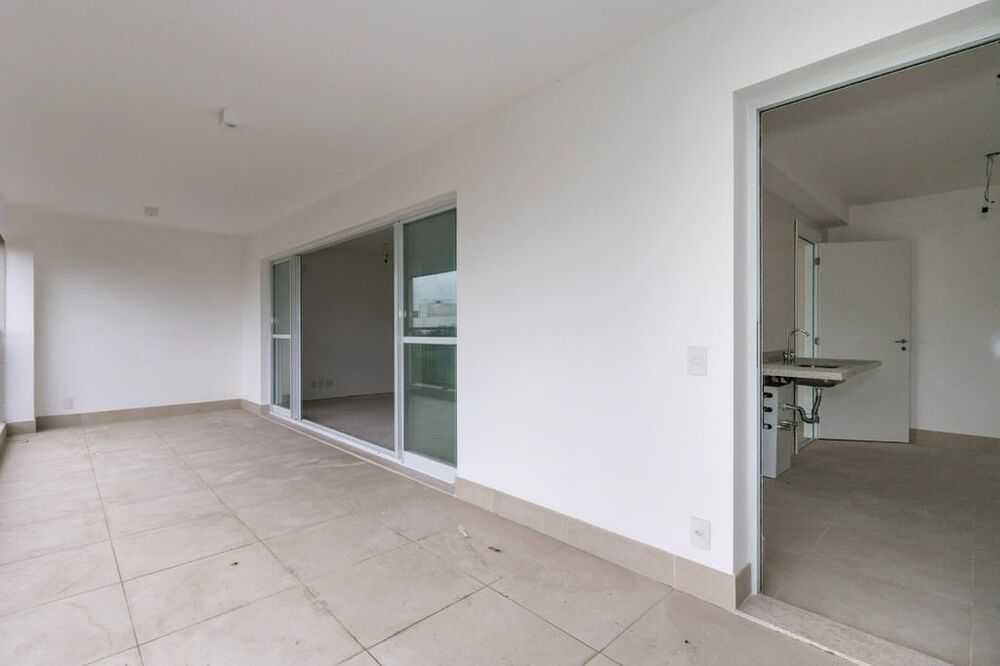 Apartamento à venda com 3 quartos, 175m² - Foto 7