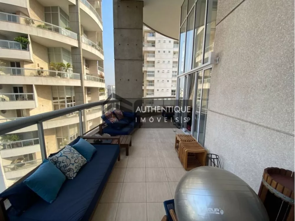 Apartamento à venda com 2 quartos, 151m² - Foto 1