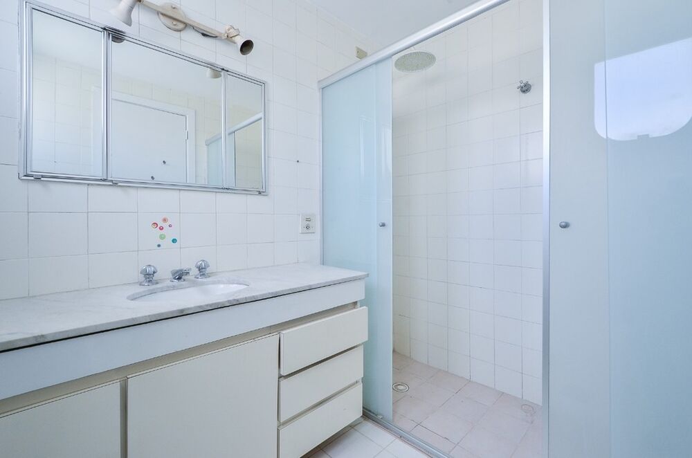 Apartamento à venda com 4 quartos, 160m² - Foto 7