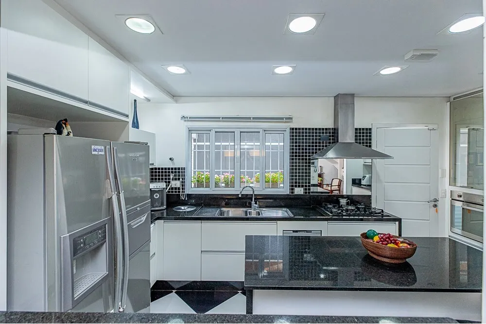 Casa, 4 quartos, 380 m² - Foto 4