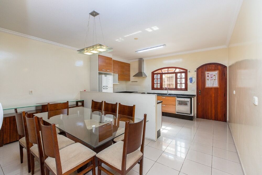 Casa à venda com 2 quartos, 136m² - Foto 4
