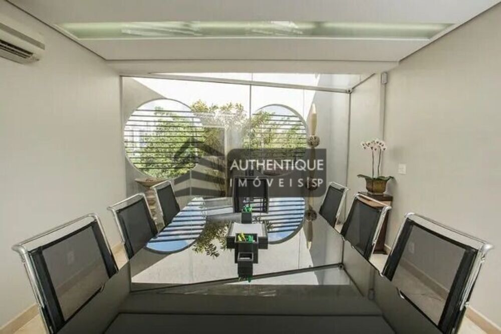 Casa, 7 quartos, 193 m² - Foto 1