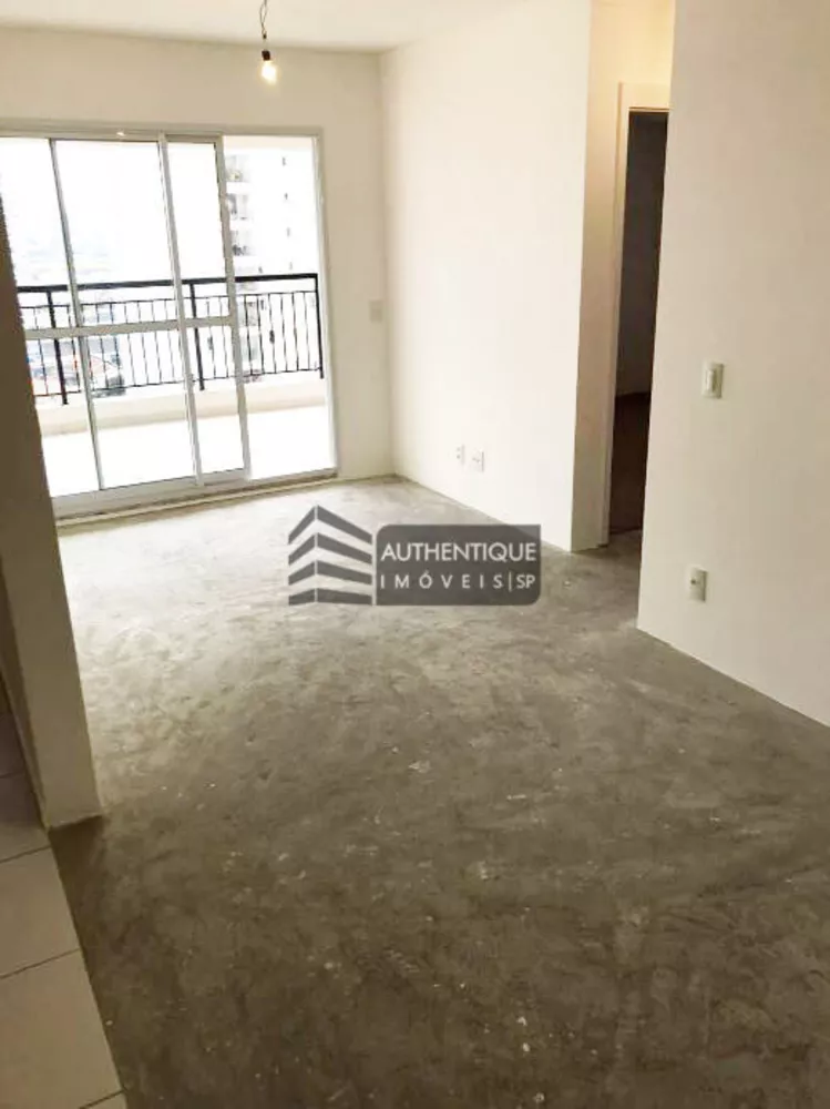 Apartamento à venda com 2 quartos, 70m² - Foto 4