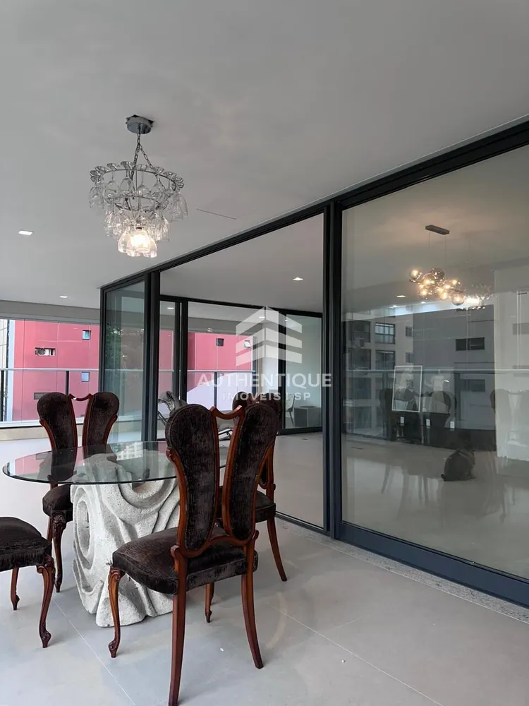 Apartamento, 4 quartos, 230 m² - Foto 1