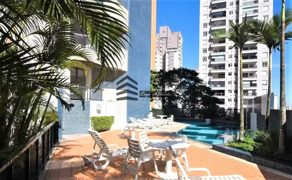 Apartamento à venda com 3 quartos, 156m² - Foto 4