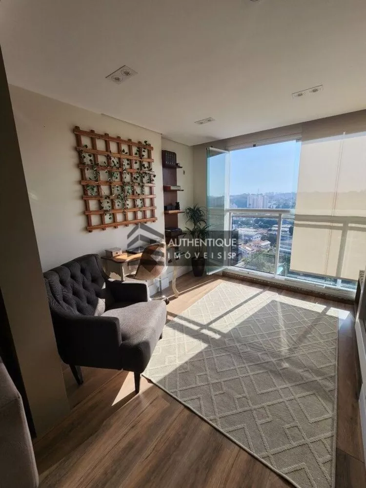 Apartamento à venda com 2 quartos, 64m² - Foto 1