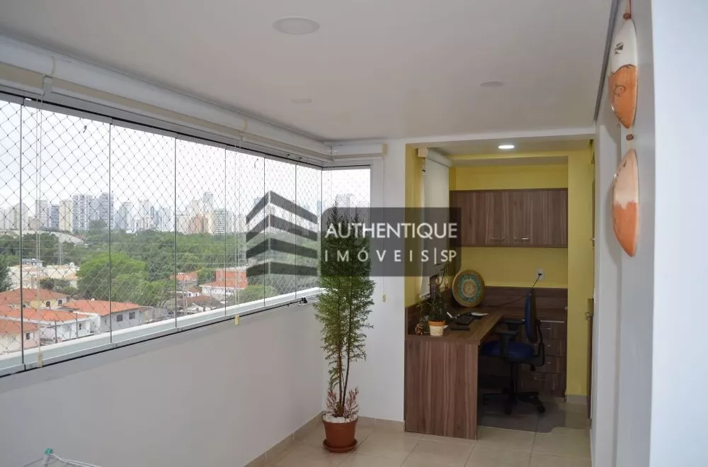 Apartamento à venda com 4 quartos, 203m² - Foto 2