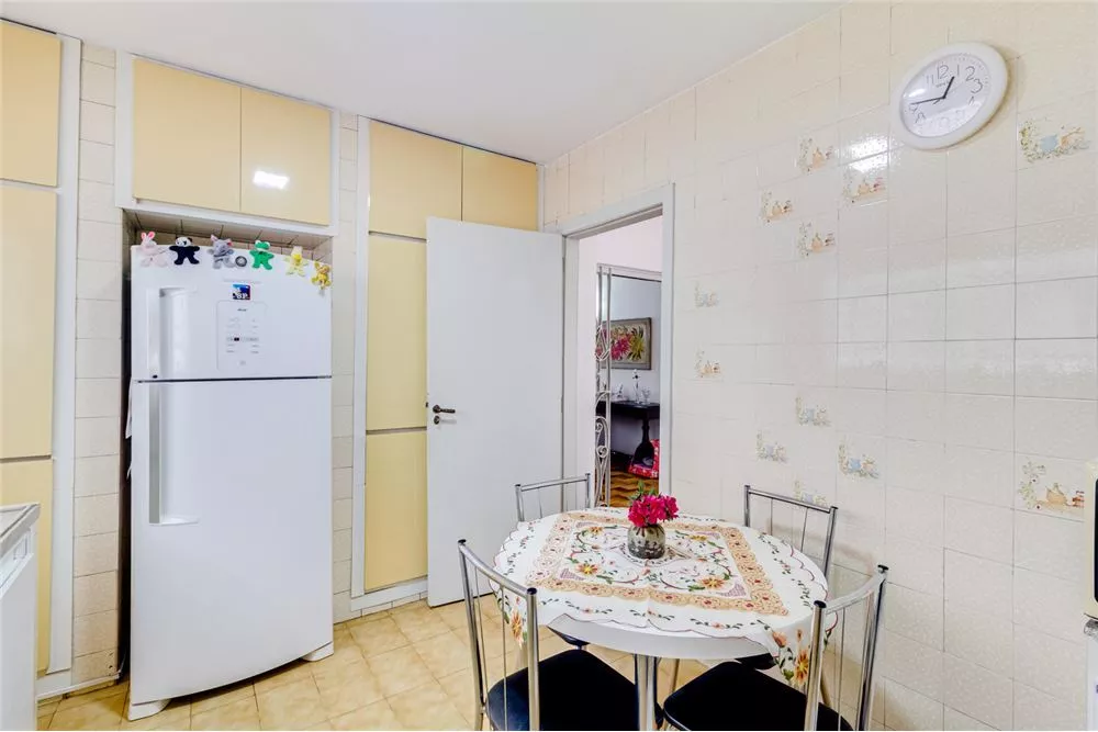 Casa, 3 quartos, 189 m² - Foto 1