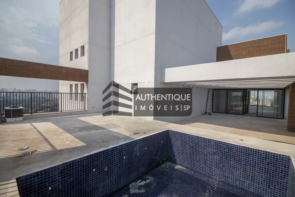 Cobertura à venda com 4 quartos, 688m² - Foto 1