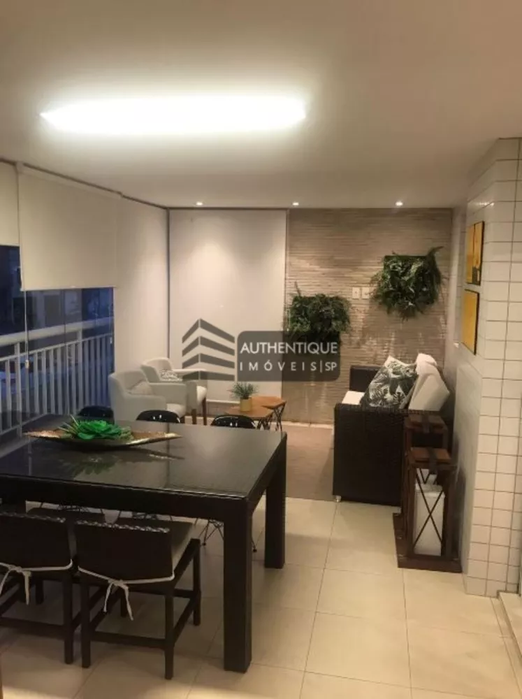 Apartamento à venda com 3 quartos, 141m² - Foto 1