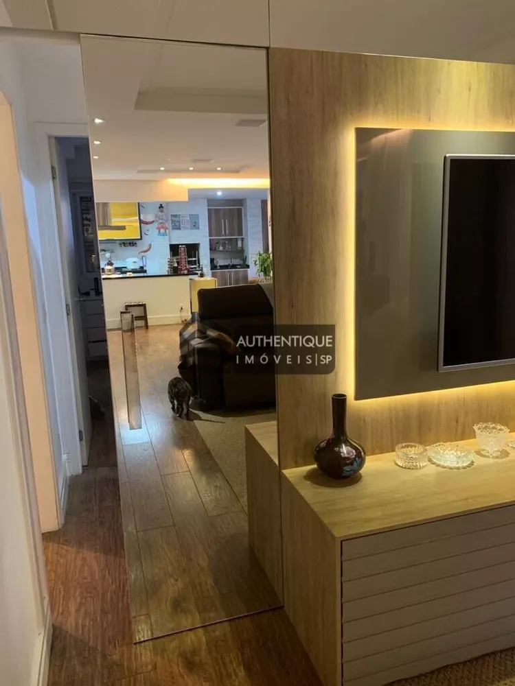 Apartamento à venda com 3 quartos, 159m² - Foto 8