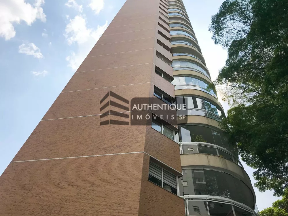 Apartamento à venda com 3 quartos, 131m² - Foto 1