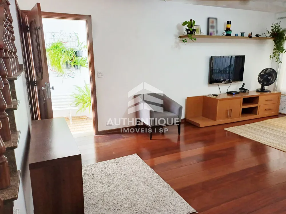Casa, 3 quartos, 210 m² - Foto 1