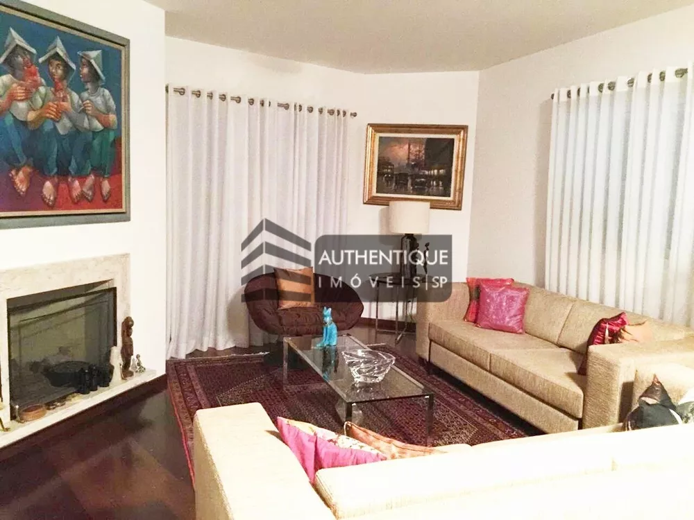 Apartamento para alugar com 4 quartos, 303m² - Foto 2