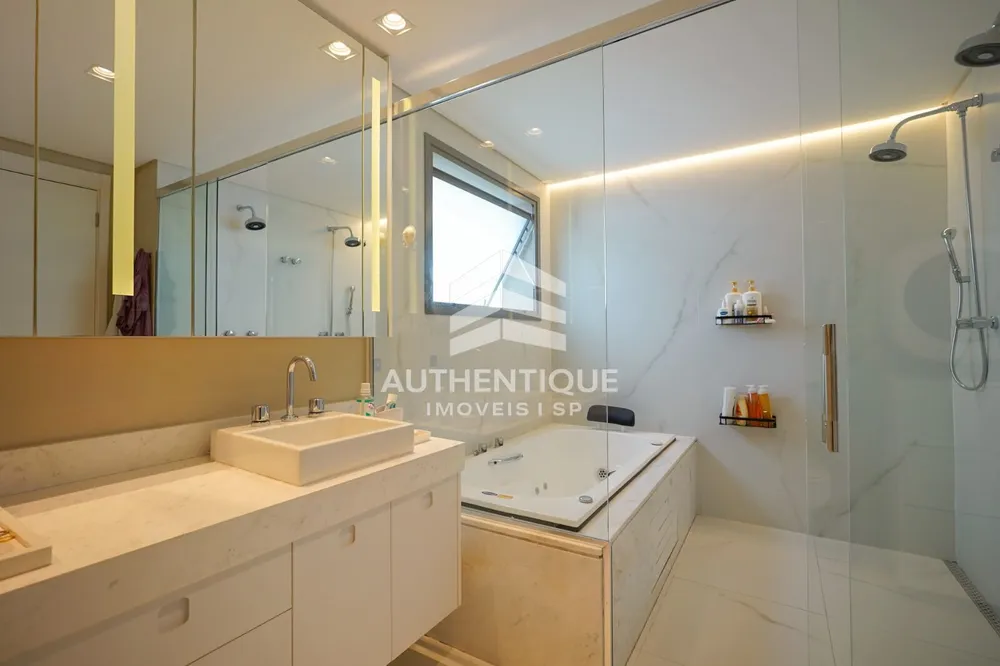 Apartamento, 3 quartos, 244 m² - Foto 4
